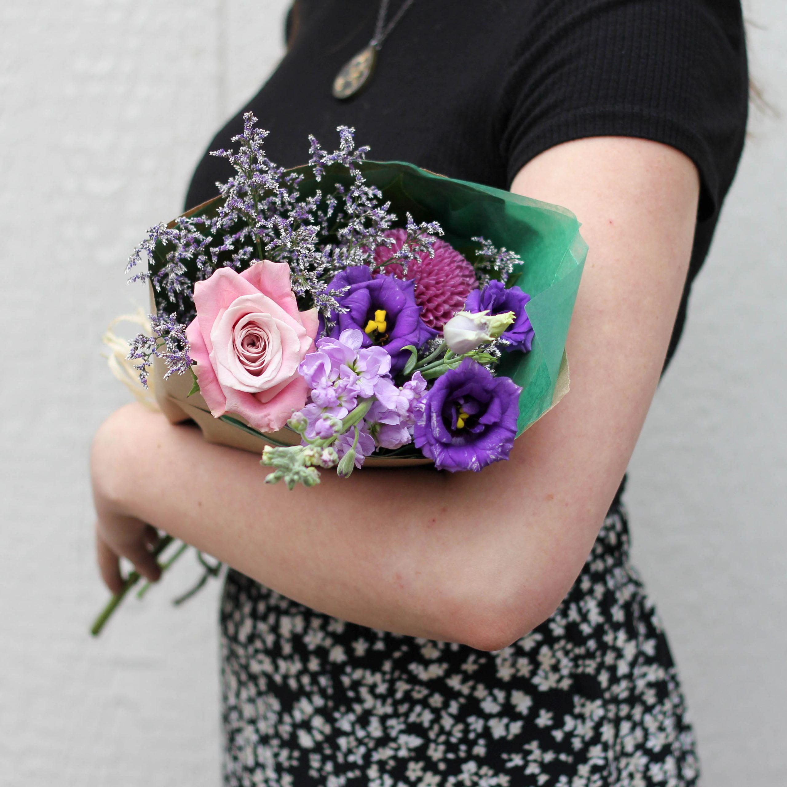 Daisy Bunch Floral Arrangement