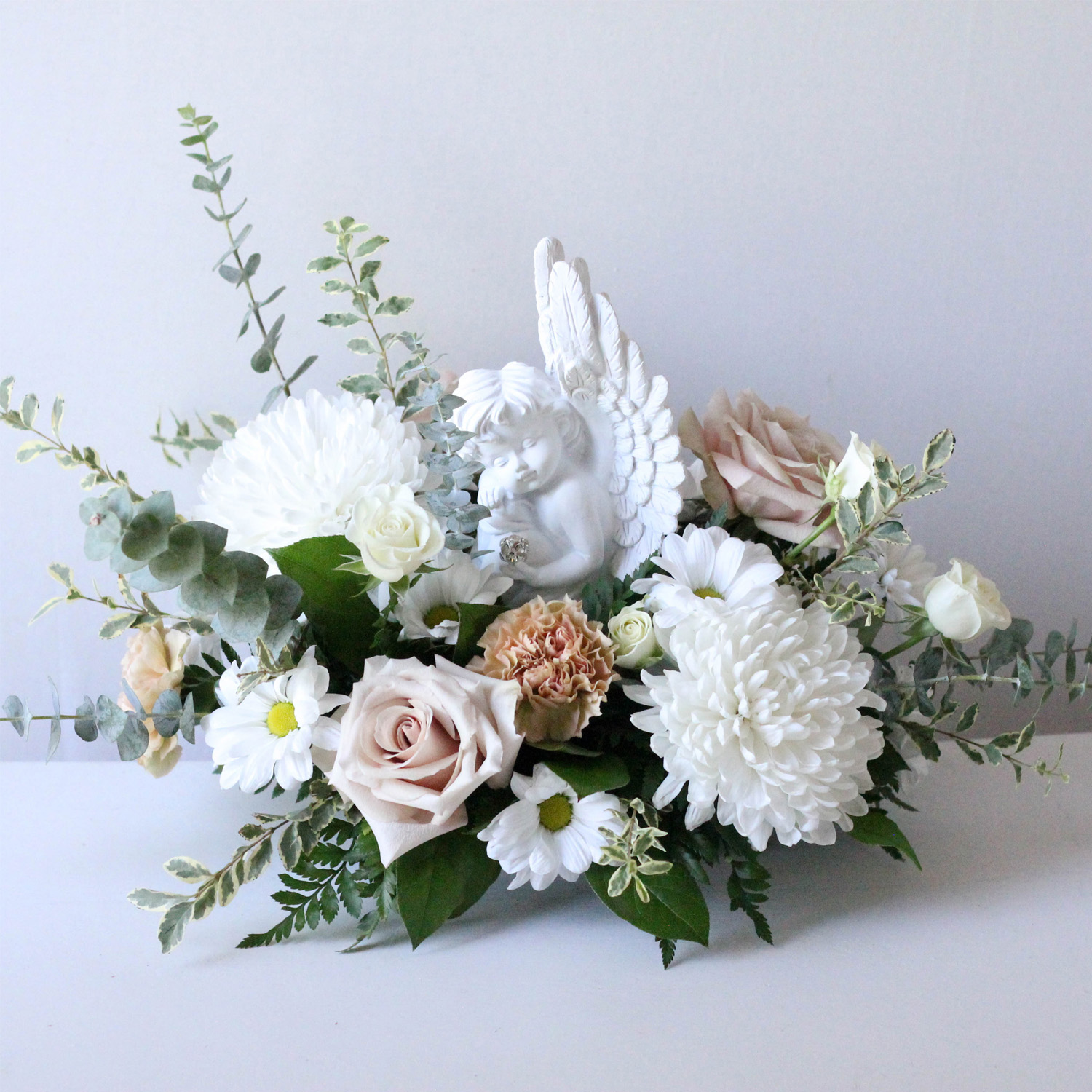 Subtle Dream White Floral Arrangement